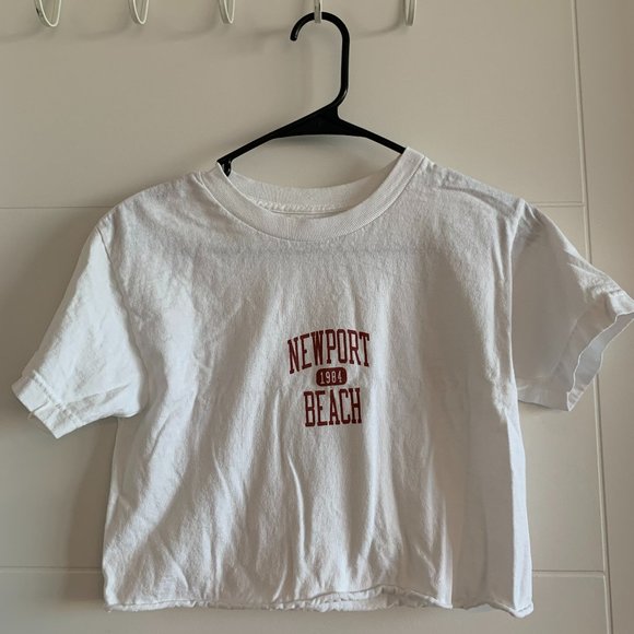 Brandy Melville Newport Beach T-Shirt - Picture 1 of 2